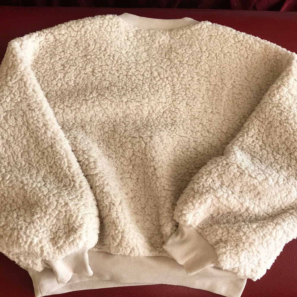 Brand New Sherpa Fleece Sweatshirt - Picture 3 of 6